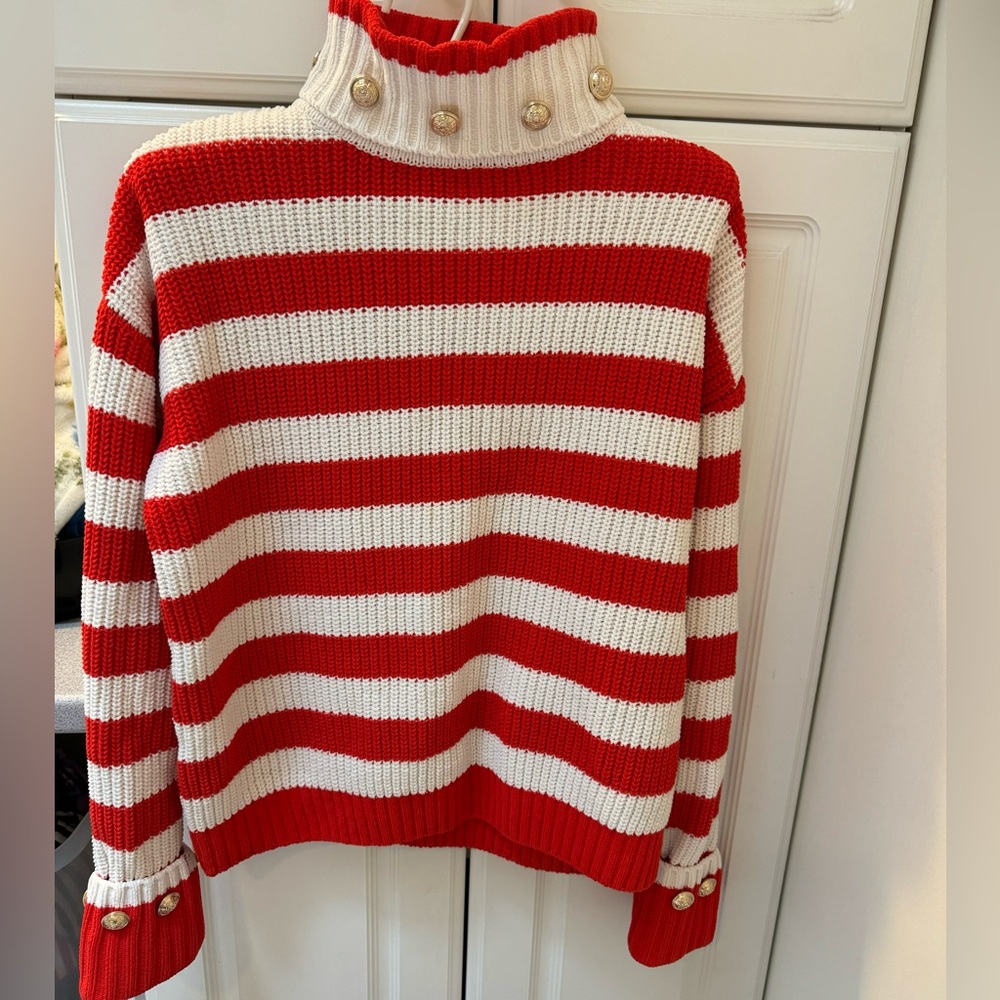 Karen Millen cozy, chunky striped sweater. (Polyester).